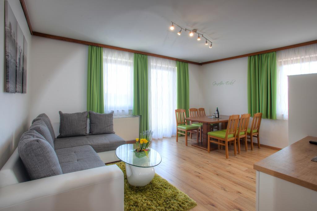 Mathiasl Panorama Ferienwohnungen Bodensdorf Exterior foto